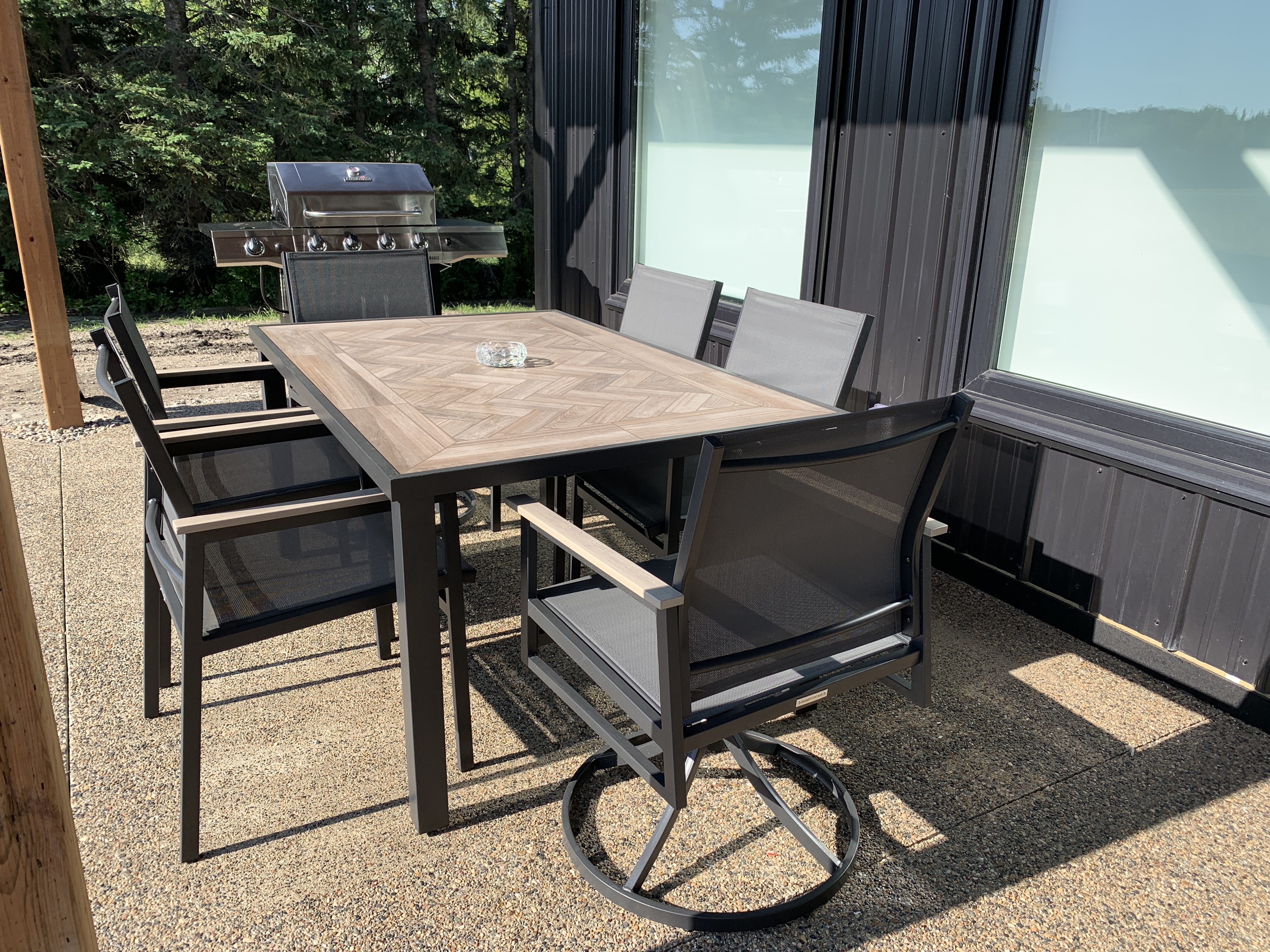 Outdoor Table / BBQ
